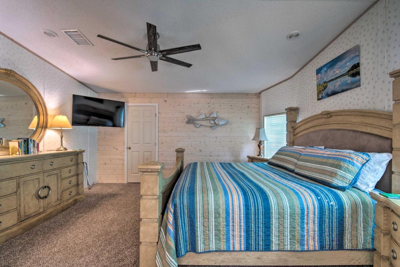 Retreat On The River With Boat Dock, Porch, And Grill! Homosassa Luaran gambar
