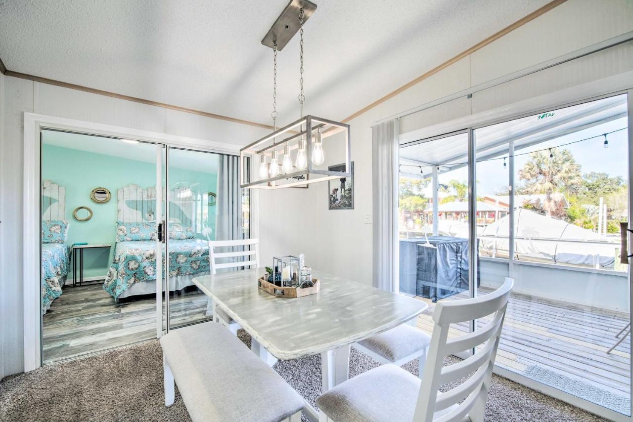 Retreat On The River With Boat Dock, Porch, And Grill! Homosassa Luaran gambar